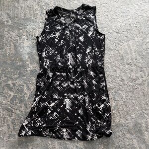Banana Republic Black & White Abstract Print Dress